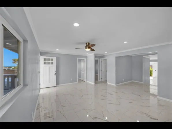 585 Linekona Pl, Wailuku, HI 96793