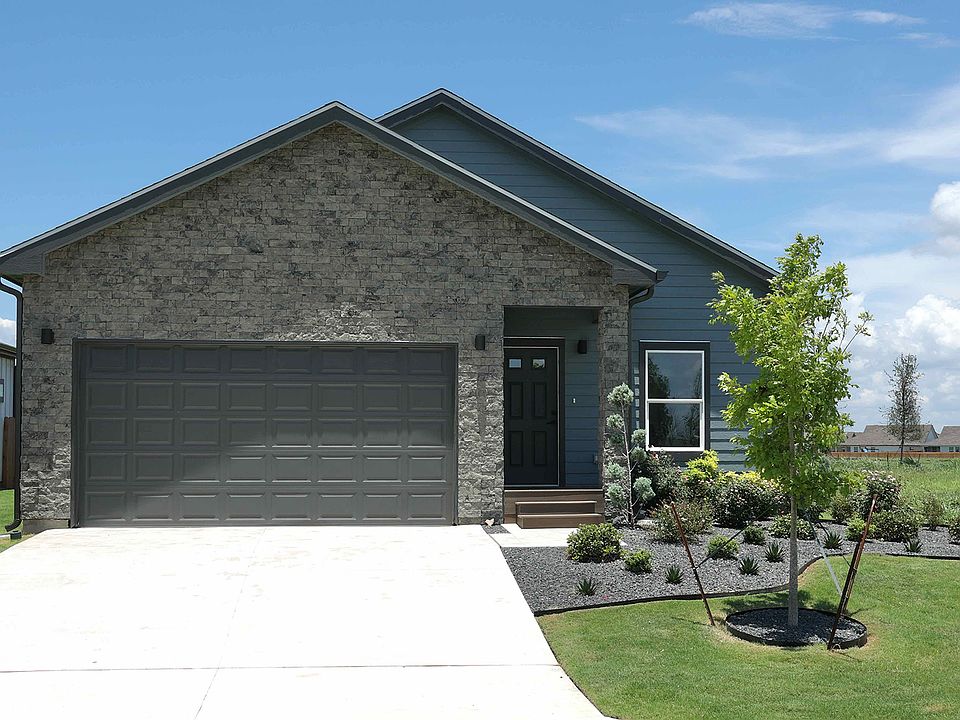 Chorus Model - Exterior Front