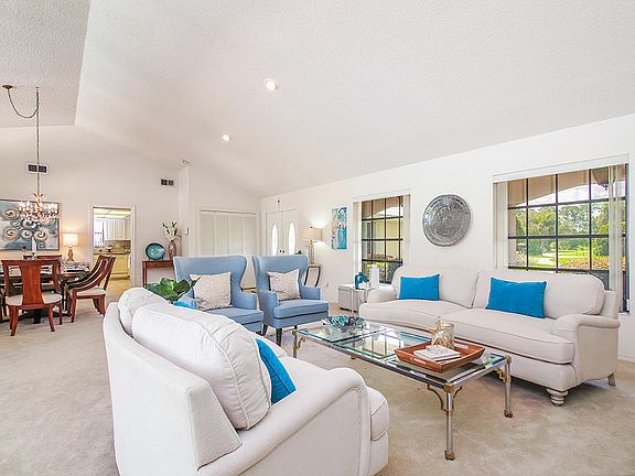 5th image of 4825 SW Bimini Cir S