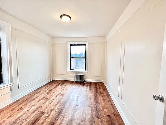 5th image of 3737 88th St APT E9
