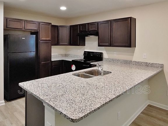 2nd image of 8301 Dandy Ave