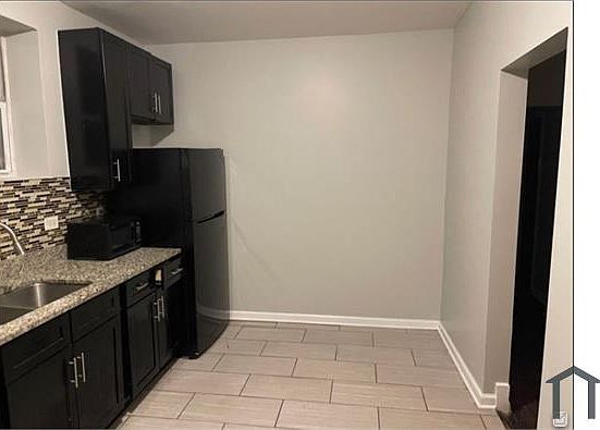 1st image of 7446 S Crandon Ave #2