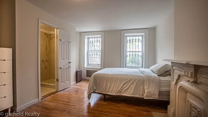 Rented by Garfield Realty  | media 17