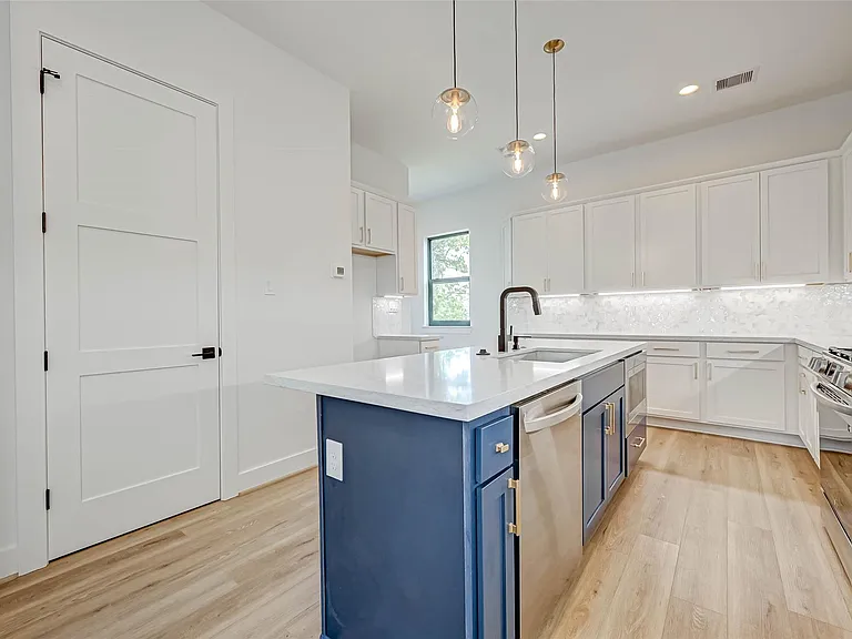 3503 Anita St — Photo 36