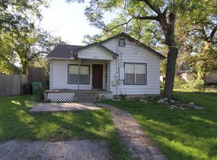 1020 S Locust St, Denton, TX 76201