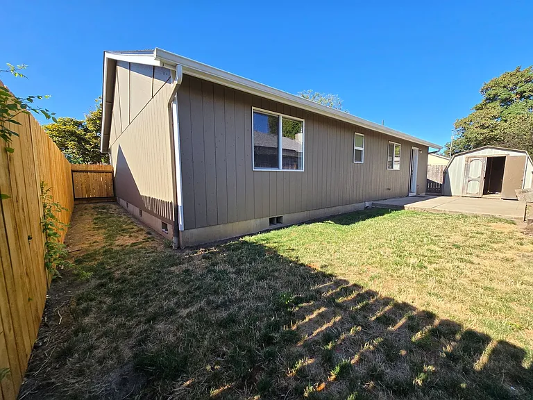 4631 Cherrybud Ct SE — Photo 13