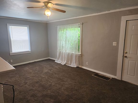 3rd image of 2538 Schofield Ave