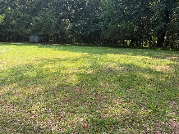 5th image of 839 Beaver Run Rd