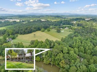 938 Waters St W, Clarkesville, GA 30523