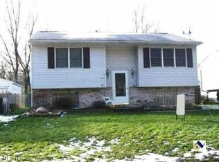 5438 Pleasant St, North Ridgeville, OH 44039