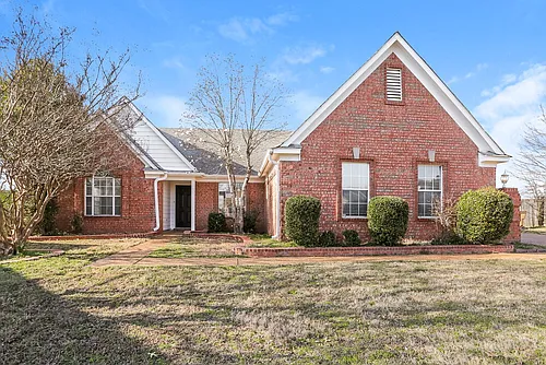 6688 Ross Manor Dr Photo 1
