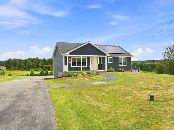 879 Blackstream Road, Hermon, ME 04401