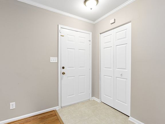 4th image of 216 Gallimore Dr
