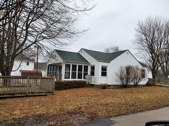 3rd image of 1233 Bergen Ave