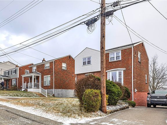 4th image of 571 Helena St