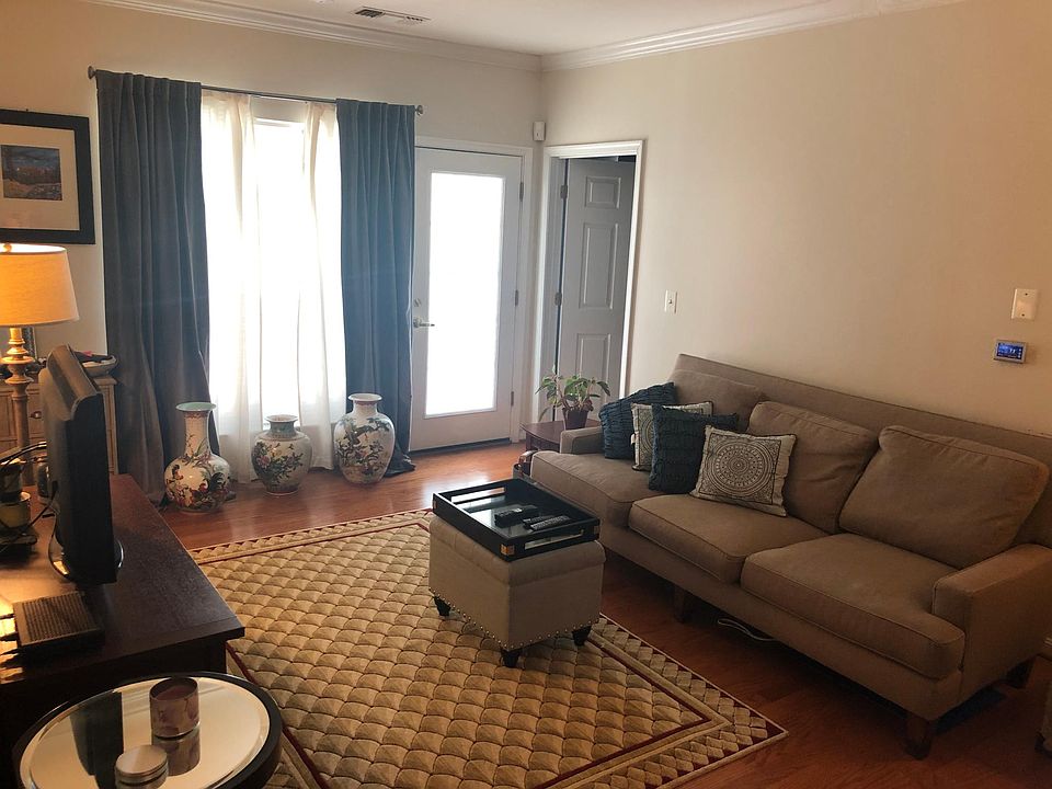 1st image of 4550 Strutfield Ln APT 2124