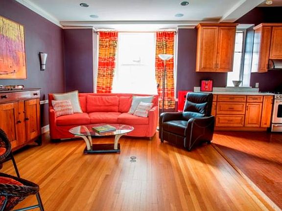 5th image of 612 W Franklin St #5D