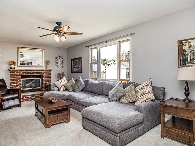 6133 Cordero Dr — Photo 10