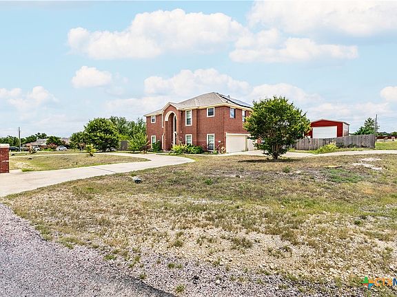 4th image of 200 Coleton Dr