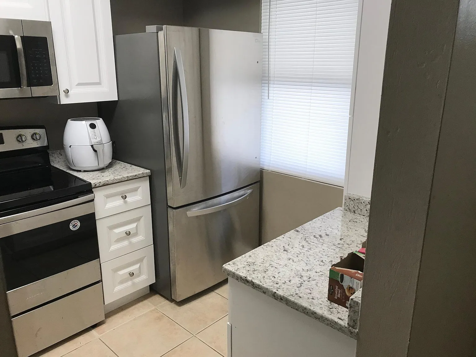 2027 Sunset Grove Ln — Photo 4