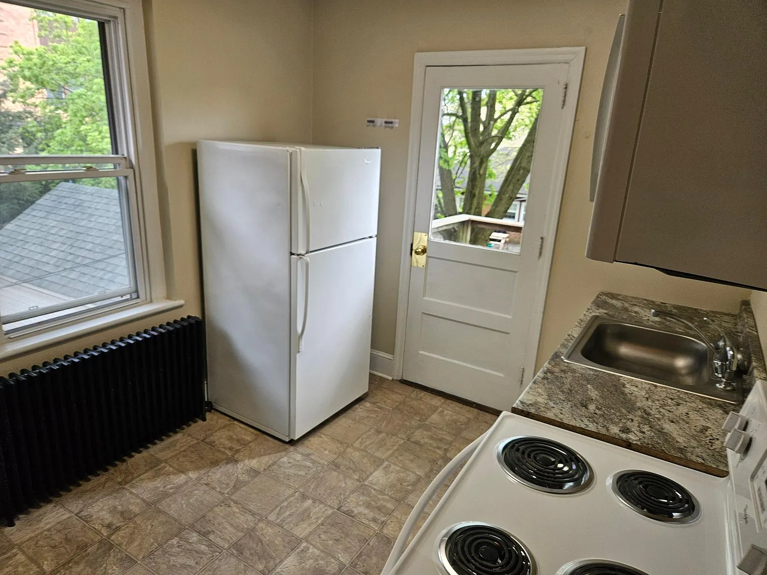 1 bed, $1,125 — Photo 3