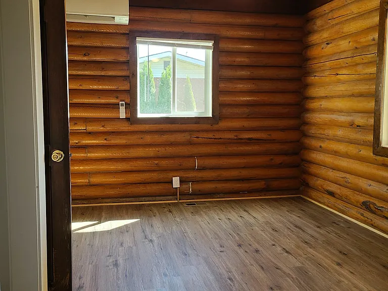 15905 Ellis Ave — Photo 10