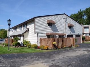 6466 State Rd APT M12, Parma, OH 44134