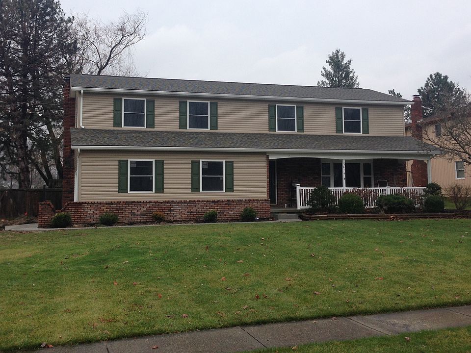 Remodeled inside and out  !