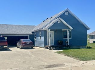 2107 N Waldron St, Fort Pierre, SD 57532
