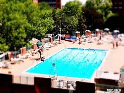 61-45 98th St APT 17J, Rego Park, NY, 11374