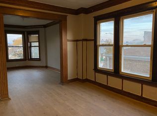 3224 S Wallace St, Chicago, IL 60616