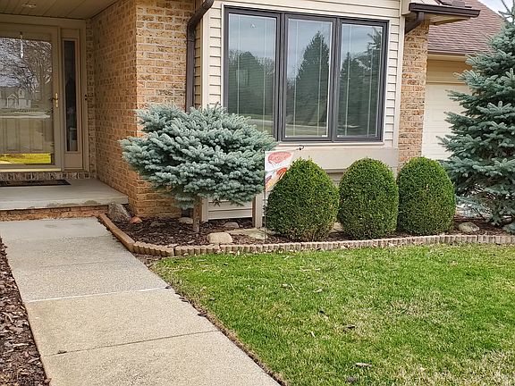 4th image of 8291 Walnut Creek Dr