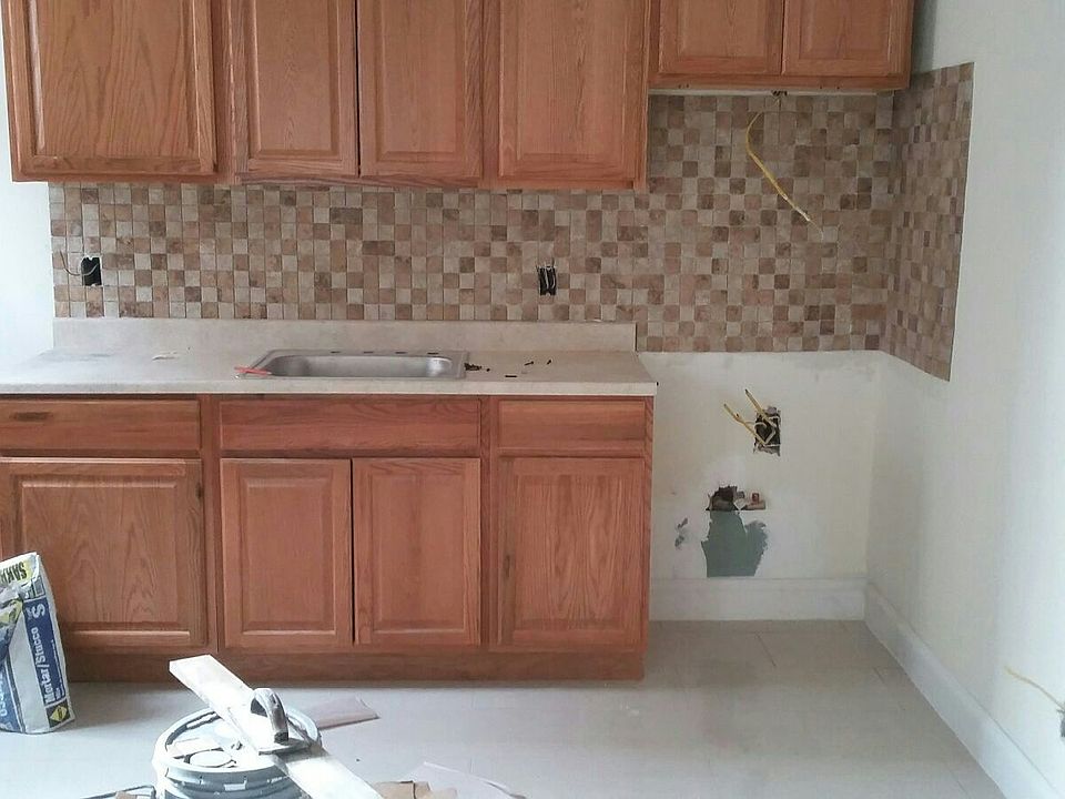 2nd image of 1006 Union Ave
