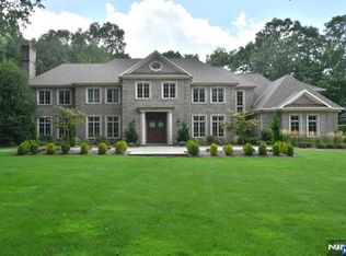 2 Alford Dr, Saddle River, NJ 07458