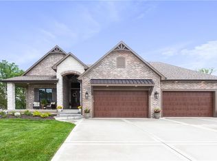 25 Sequoyah Point, Greenwood, MO 64034