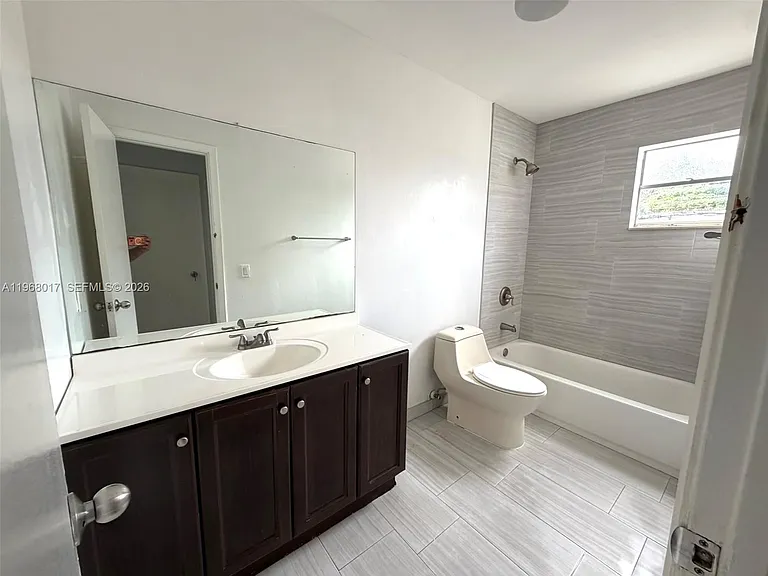 137XX SW 32nd St — Photo 3