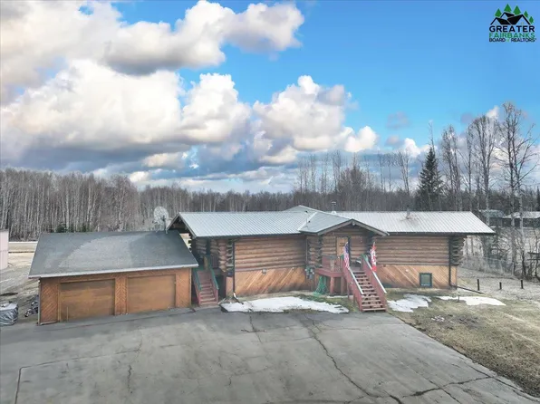 1283 Airline Dr, North Pole, AK 99705