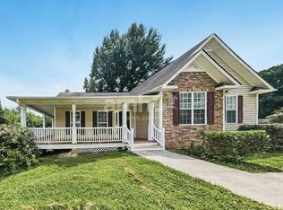 172 Barrington Ln, Hiram, GA 30141