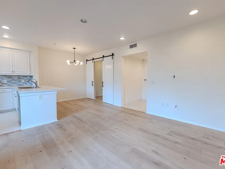6020 Seabluff Dr #302 — Photo 5
