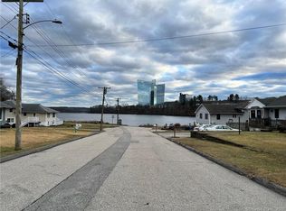 7 Shore Rd, Norwich, CT 06360