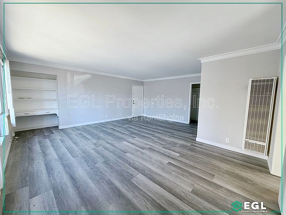 4th image of 1235 N Havenhurst Dr #6