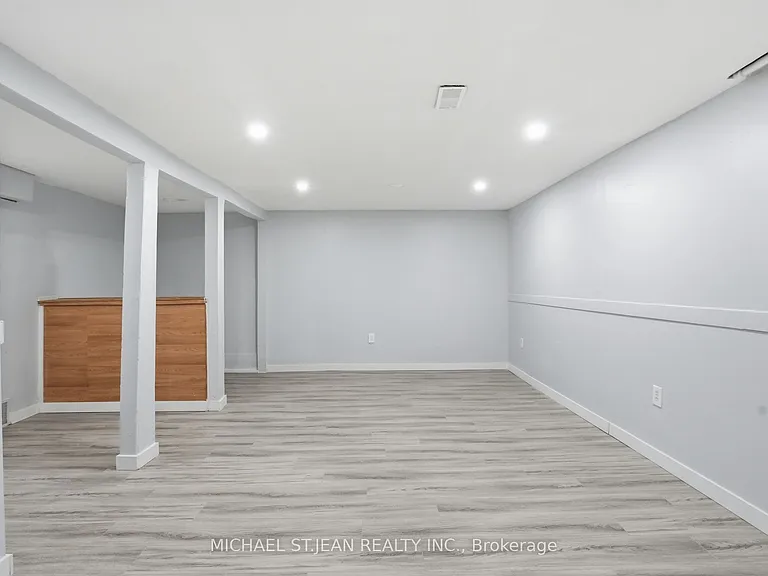 125 Limeridge Rd W #7 — Photo 25