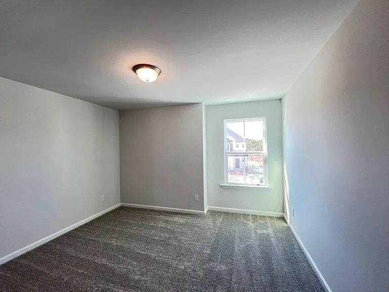 1312 Hollyview Ave — Photo 20