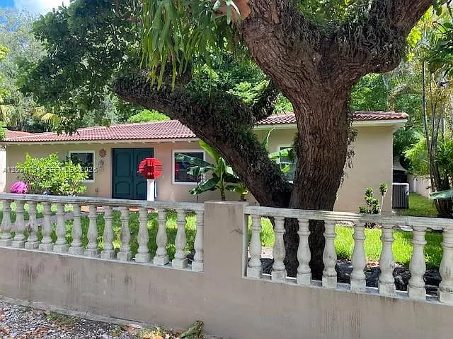 4427 SW 16th St — Photo 18