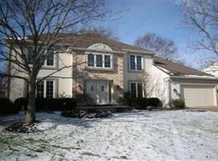 3642 Middle Post Ln, Rocky River, OH