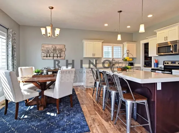 7478 N Hutch Ln, Eagle Mountain, UT 84005