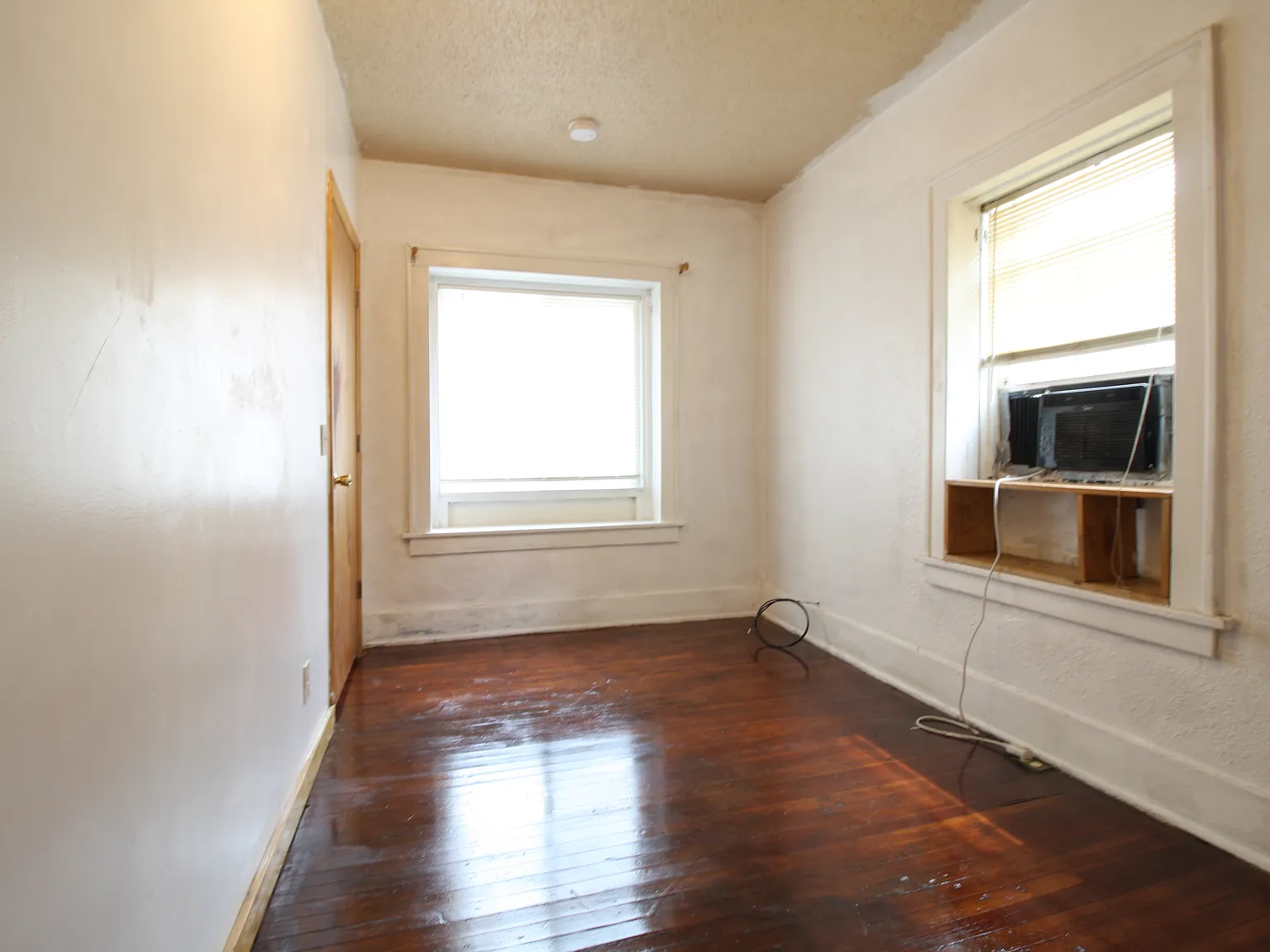 4 bedroom duplex for ISU students — Photo 4