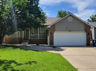 9905 E Bayley St, Wichita, KS 67207