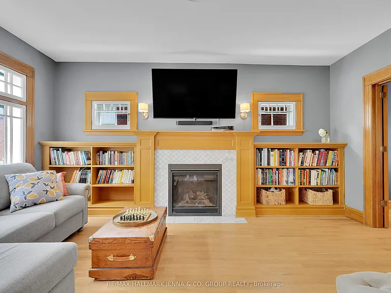 50 Willard St — Photo 8
