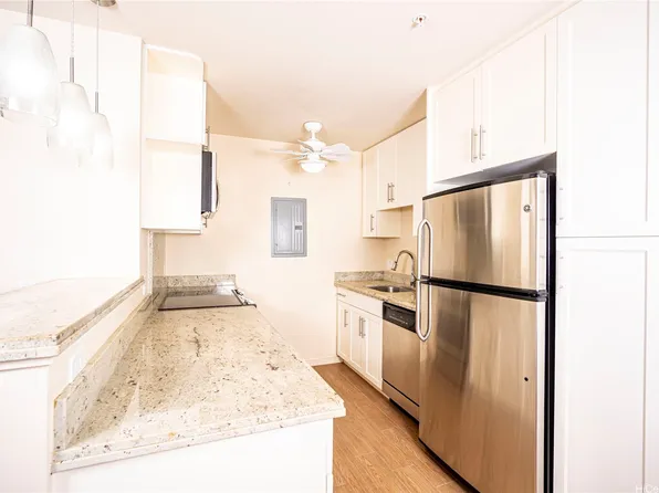 1820 Kaioo Dr APT A308, Honolulu, HI 96815